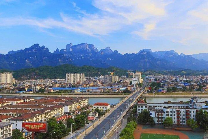Excursión de un día al centro de Zhangjiajie con coche privado y guía