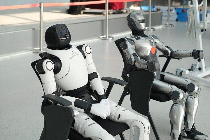 民間広州科技見学AIロボット自動運転ドローン配送など