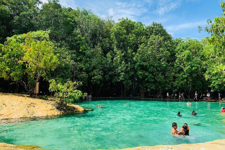 Hele dagen Krabi Jungle Tour (varmt kildevand, Emerald Pool, Tiger Cave Temple)