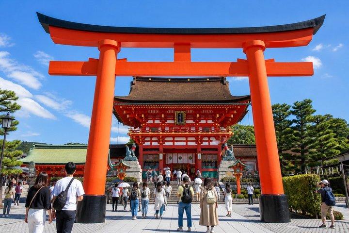 Fushimi Inari Sacred Hike: Summit, 10,000 Torii & 7 Shrines