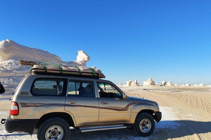 2 - Day White Desert Safari Camping från Kairo Bahariya
