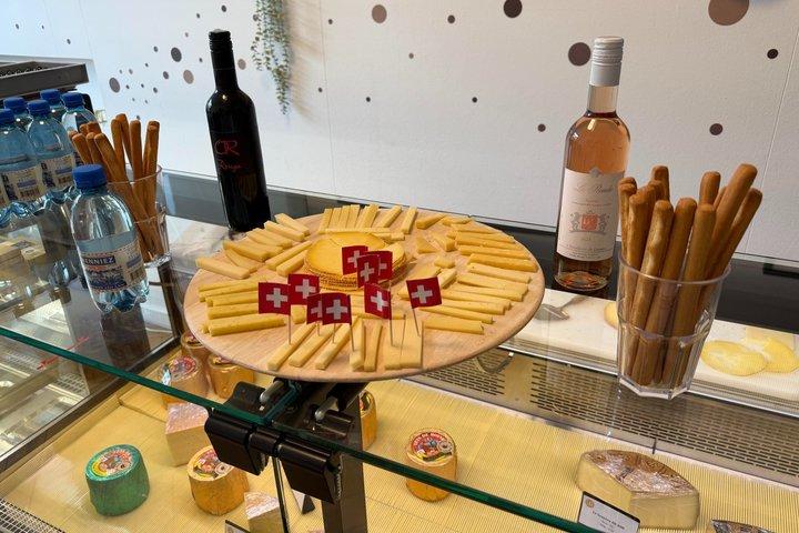 Vieille ville de Bâle, fromage et chocolat | From Basel
