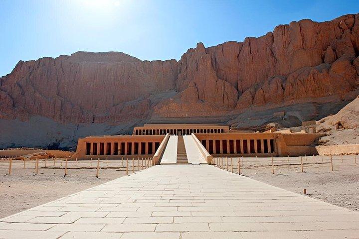Hurghada Luxor Valley Of The Queens Tagestour mit dem Bus