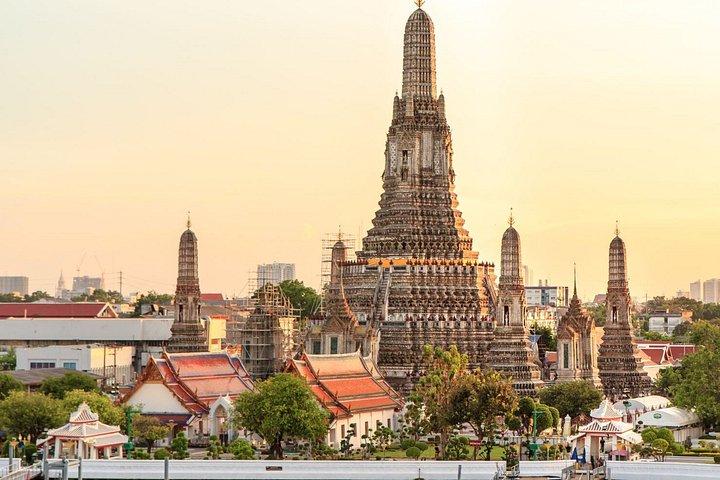 Wat Arun - Vestido Tailandês Tradicional