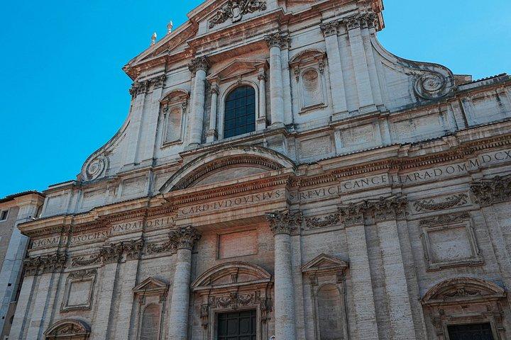 ローマ公開：古代驚異を巡るプライベートゴルフカートの旅