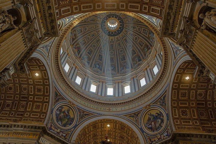 ローマのプライベートカステルサンタンジェロとサンピーターズ広場ツアー