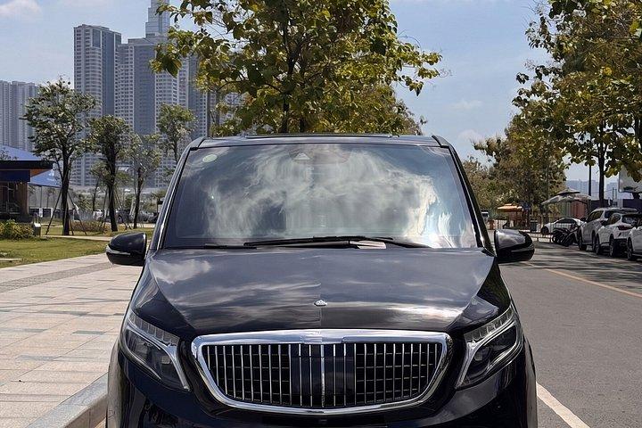 タンソンニャット空港からのプレミアムプライベートドライバー送迎