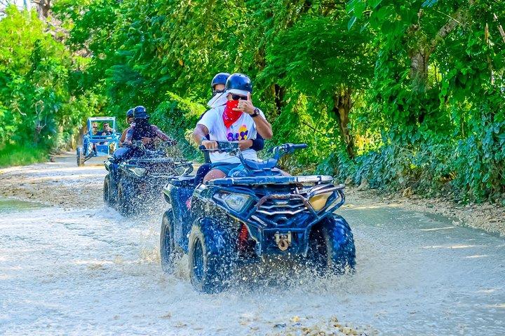 Avventura in fuoristrada 4x4 di mezza giornata a Punta Cana