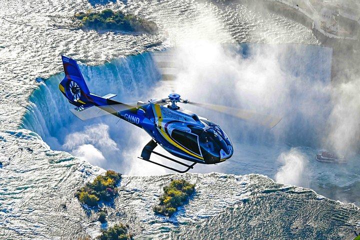 トロント空港からナイアガラの滝ツアー、ボートライド＆ジャーニー
