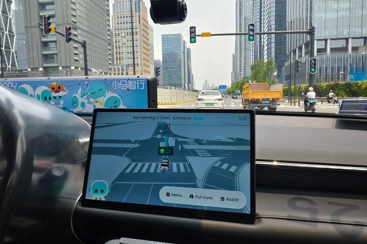 Guangzhou: Selvkørende Robotaxi oplevelse med guide
