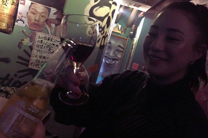 Golden Gai Bar Hopping Tour