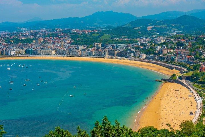 Excursão turística privada personalizável em San Sebastián