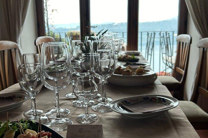 Visita a los jardines papales y aperitivo desde Roma en tren