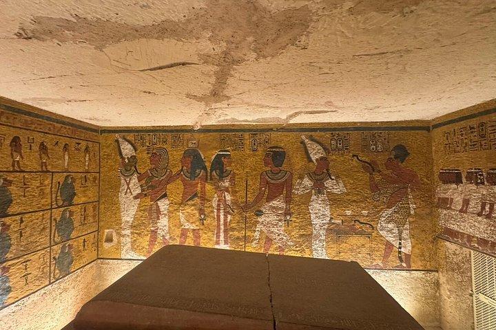 少人数グループ（8名）でのルクソールへの小旅行。