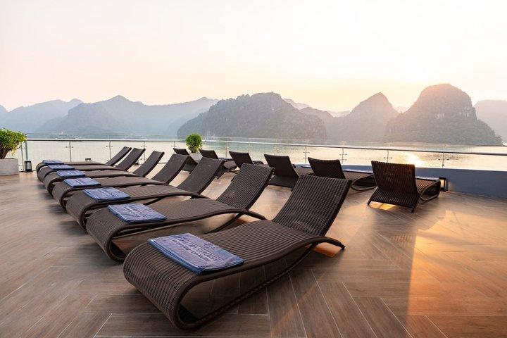Miglior tour di un giorno di lusso a Halong Bay e Lan Ha Bay
