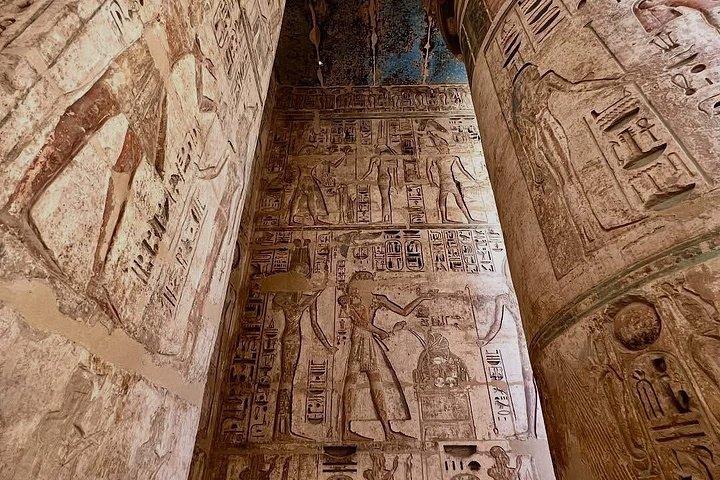 少人数グループ（8名）でのルクソールへの小旅行。