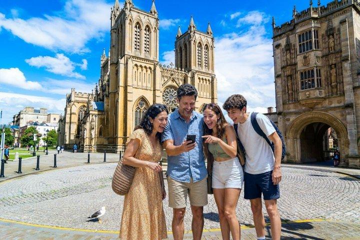 Discover Bristol: Self Guided Walk & Interactive Treasure Hunt