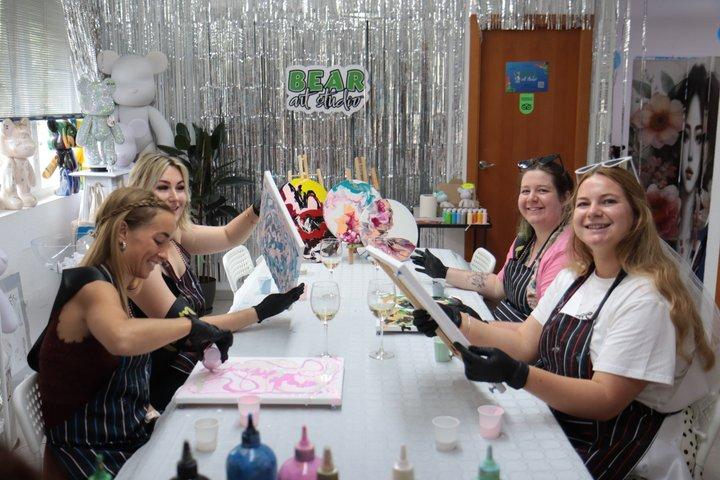 Alicante : Fluid Art-Therapy Workshop & Vinho