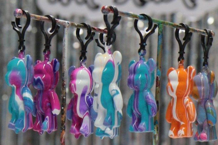 Fluid Art Workshop – Create Your Own Art Alicante Bear Art Studio