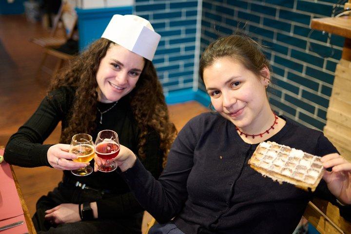 Workshop wafels maken met bierproeverij