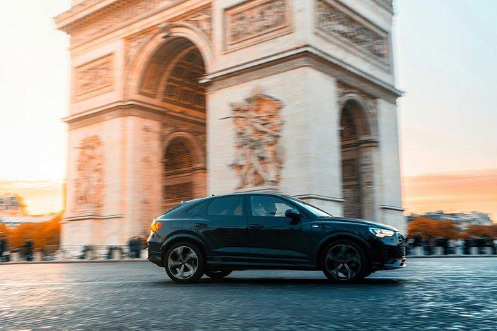 Paris Highlights — Private City Tour by van & Optional Champagne