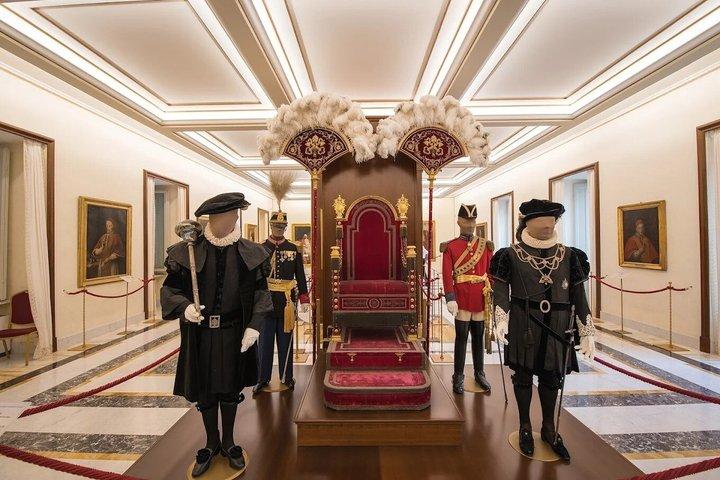 カステル・ガンドルフォ : ローマからローマ法王の夏の住居と庭園ツアー