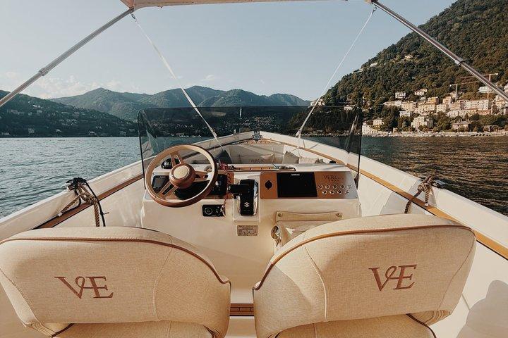 Luxe privé boottochten op het Comomeer met Prosecco
