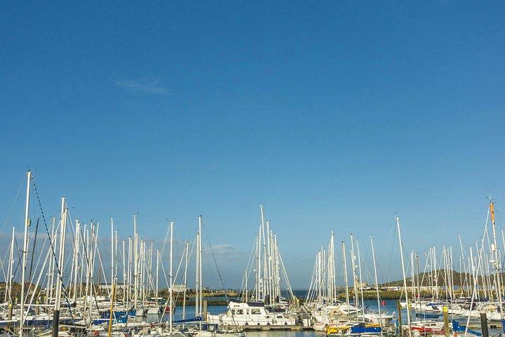 ハウス半日コース:城、村、山頂の景色