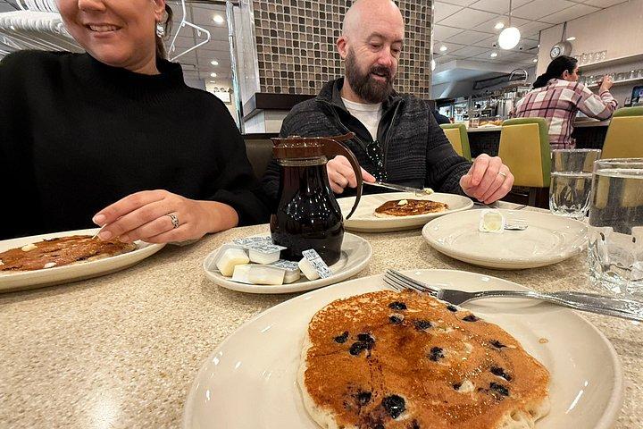 NYC朝食フード＆ランドマークツアー：コーヒー、ベーグル、ドーナツ+