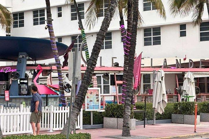 マイアミビーチ:その歴史と建築を陽気に散策
