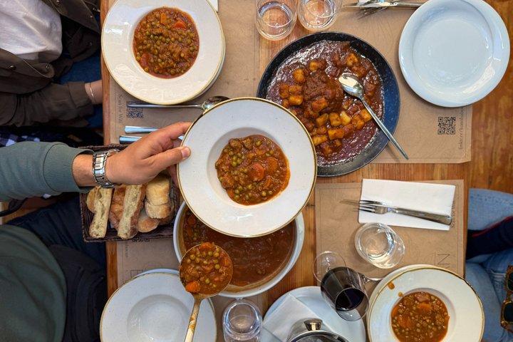 Split Old Town Authentic Food Tour com 9 pratos e vinhos locais
