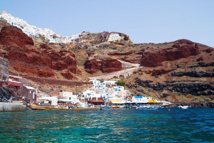 Private Santorini Inselrundfahrt mit Mittagessen oder Abendessen in der Ammoudi Bucht