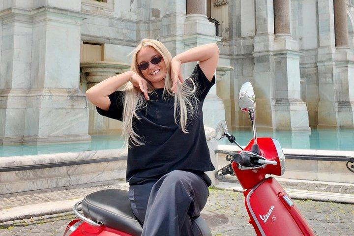 Rom Privat Solo Vespa Tour med upphämtning från ditt hotell