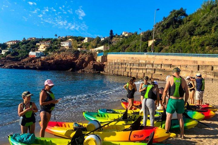 Saint-Raphaël: aluguel de caiaque e remo nas Calanques Esterel