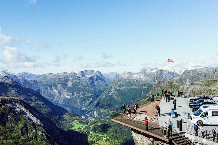 Privérondreis van Oslo naar Geiranger met Skywalk Dalsnibba