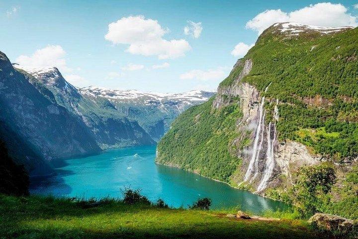 Privérondreis van Oslo naar Geiranger met Skywalk Dalsnibba