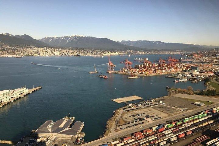 バンクーバー市内観光ツアー（絶景アルティメット水上飛行機）