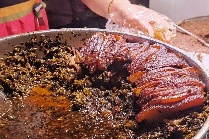昆明地方生活大関伝心市場食と文化ツアー