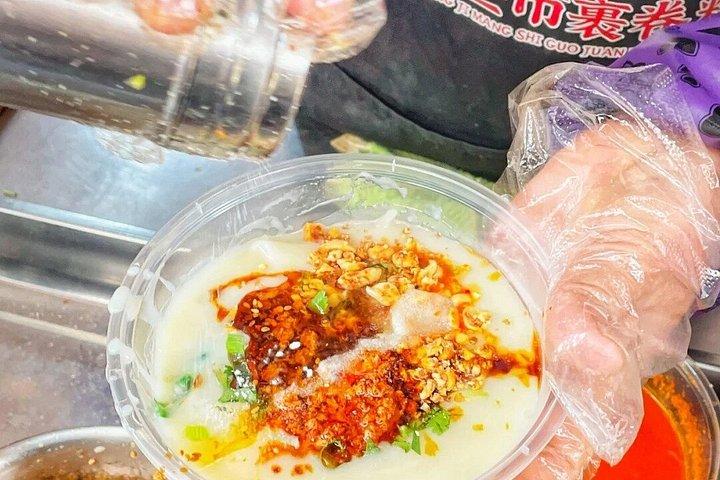 昆明地方生活大関伝心市場食と文化ツアー