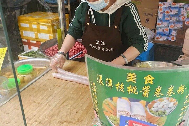 昆明地方生活大関伝心市場食と文化ツアー