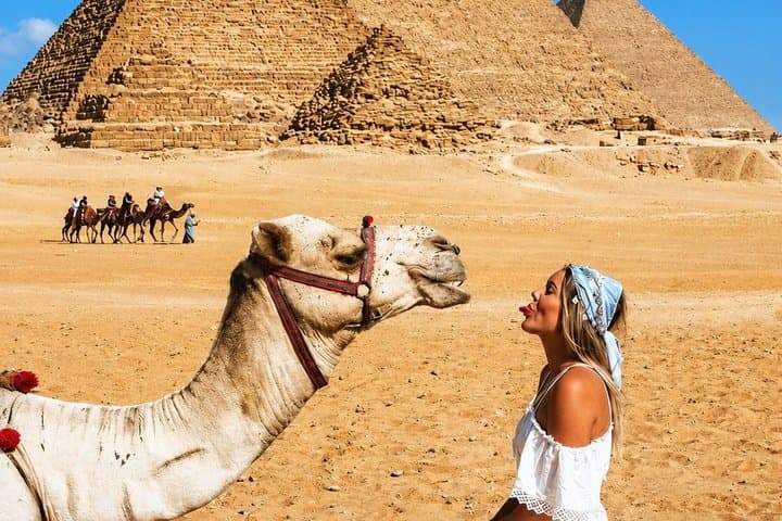 Private VIP Giza Pyramids Tour + Camel Ride + Skip the Hassle