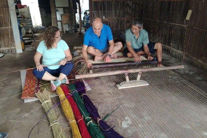 Tra Nhieu Village & Kim Bong Eco Cycling Tour from Hoian, Da Nang