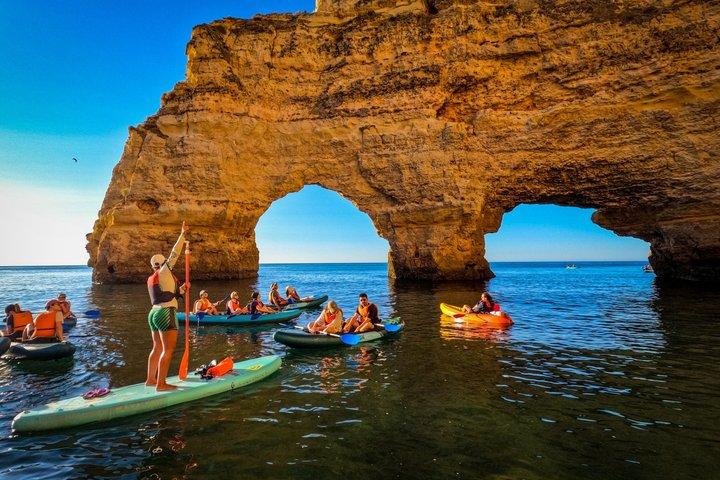 Descubre las cuevas de Benagil en un tour guiado de paddleboard