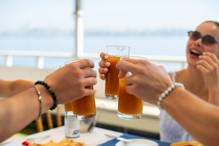 プリンス諸島クルーズ:ブユカダ&クナルナダ(昼食付き)