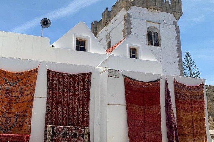 タンジェ発プライベートアシーラ日帰り旅行-メディナ、海岸＆自由時間