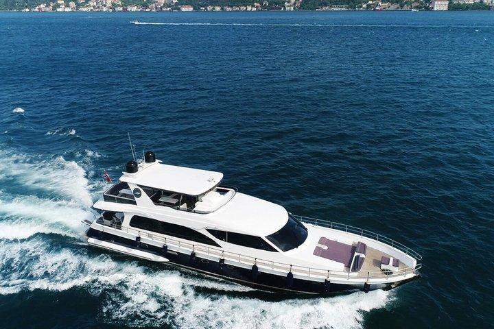 Istanbul Lyx Bosporen Yacht Cruise med asiatiska sidostopp