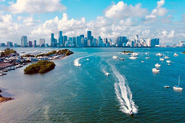 Tour en helicóptero por Miami : impresionante horizonte de Miami y vistas al océano