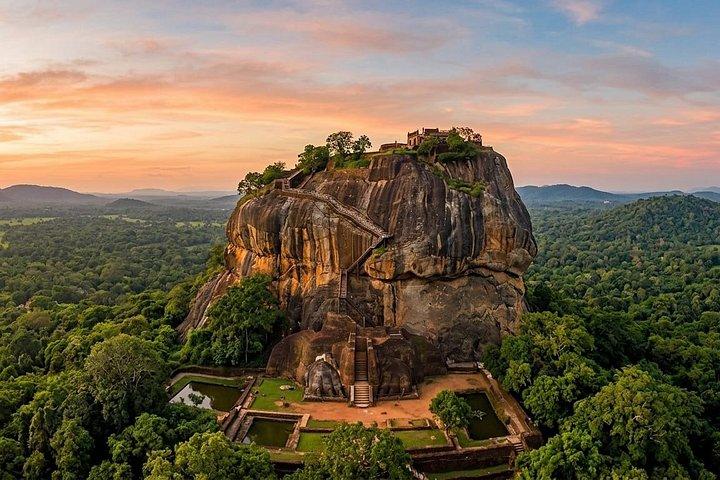Travel Srilanka WITH Shanaka