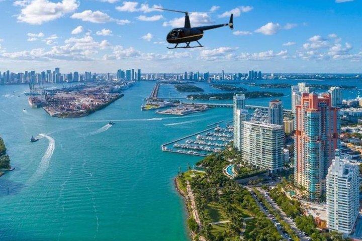 Tour en helicóptero por Miami : impresionante horizonte de Miami y vistas al océano