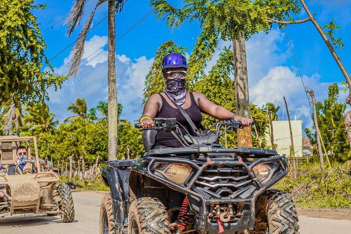 Punta Cana Off-Road Buggy e ATV Adventure com Beach Stop